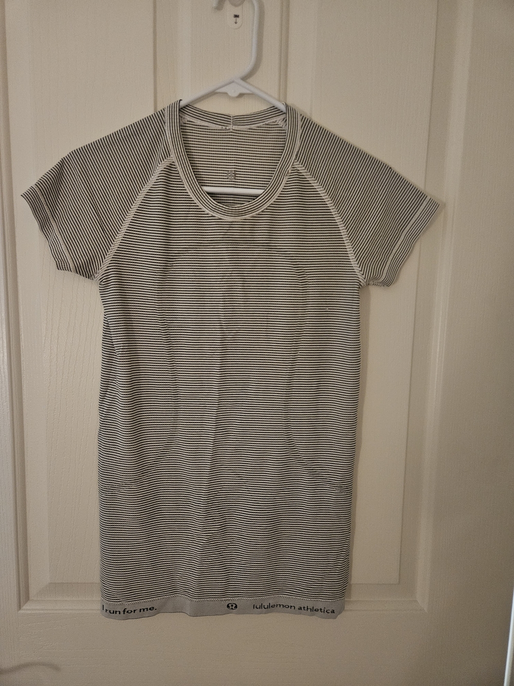 Lululemon Women’s Black & White Striped Short Sleeve Tee